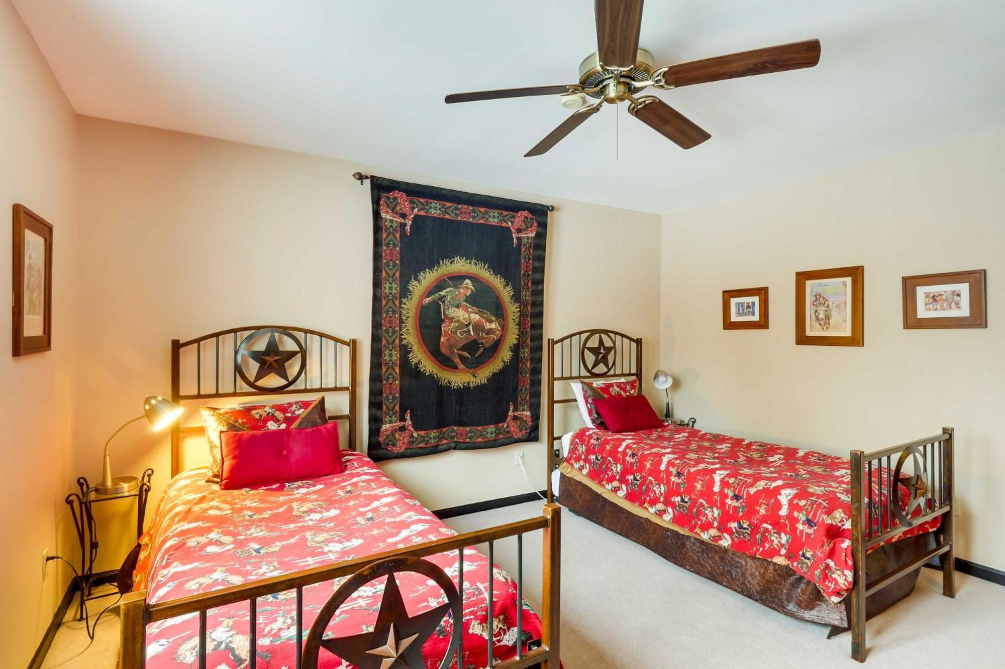 Idyllic Forested Breck Home Hot Tub And Ski Shuttle 브레켄리지 외부 사진